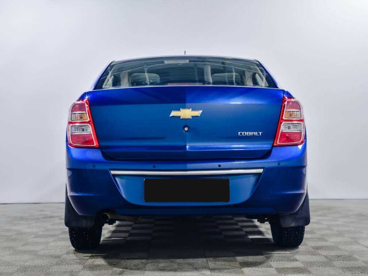 Chevrolet Cobalt с пробегом — 2021 год. Фото: #4