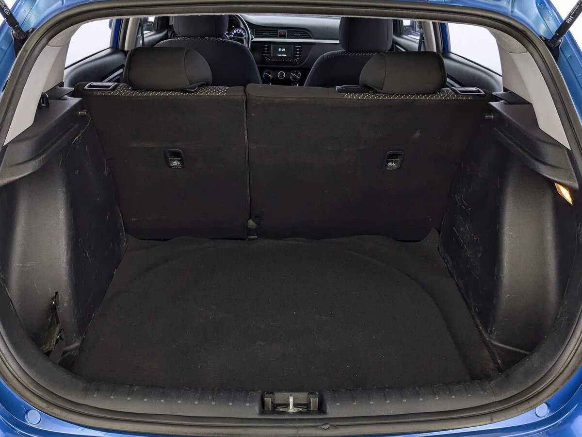 Kia Rio с пробегом — 2020 год. Фото: #9