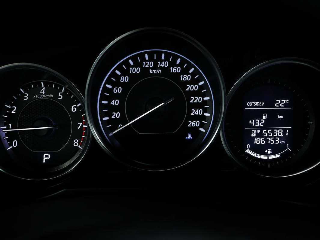 Mazda 6 с пробегом — 2013 год. Фото: #9