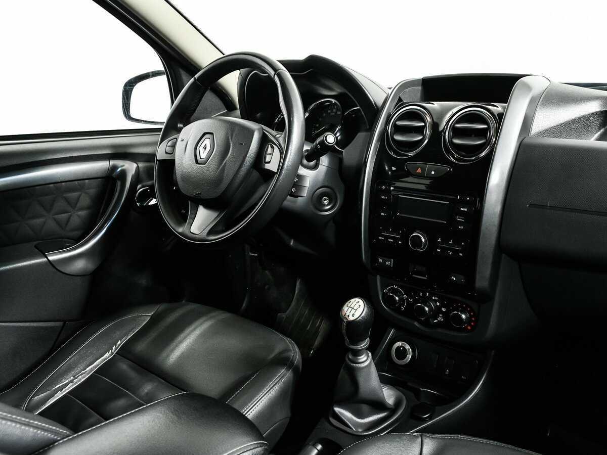 Renault Duster с пробегом — 2016 год. Фото: #8