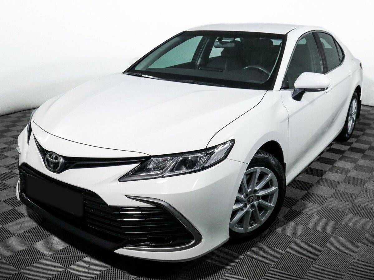 Toyota Camry с пробегом — 2021 год. Фото: #13