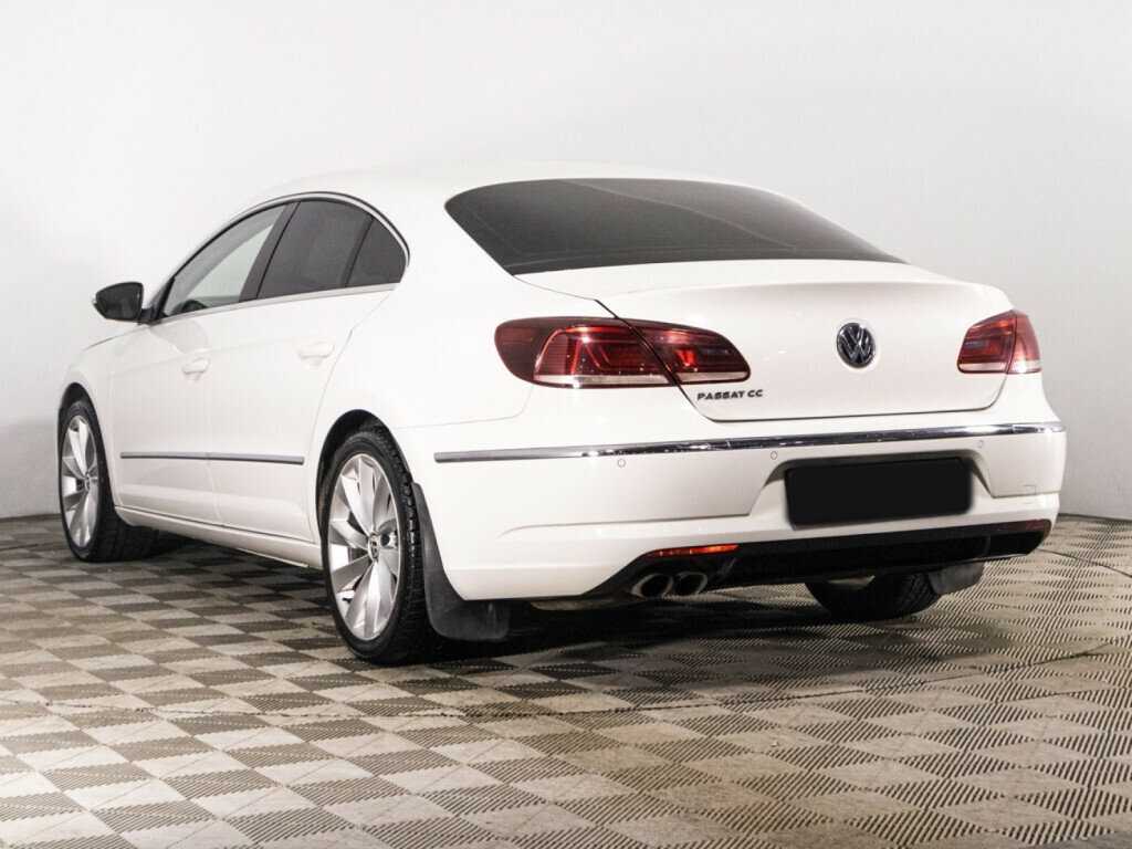 Volkswagen Passat CC с пробегом — 2014 год. Фото: #6
