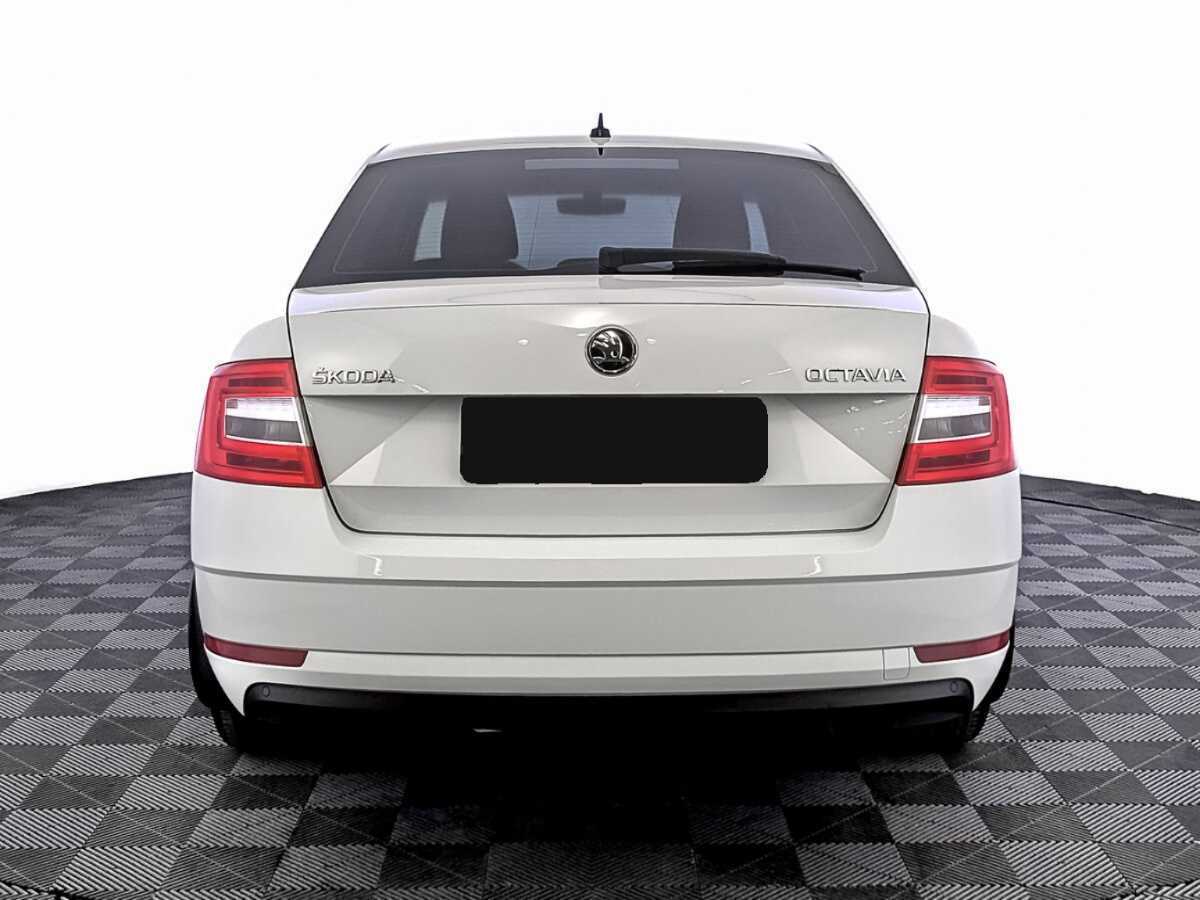 Skoda Octavia с пробегом — 2020 год. Фото: #5