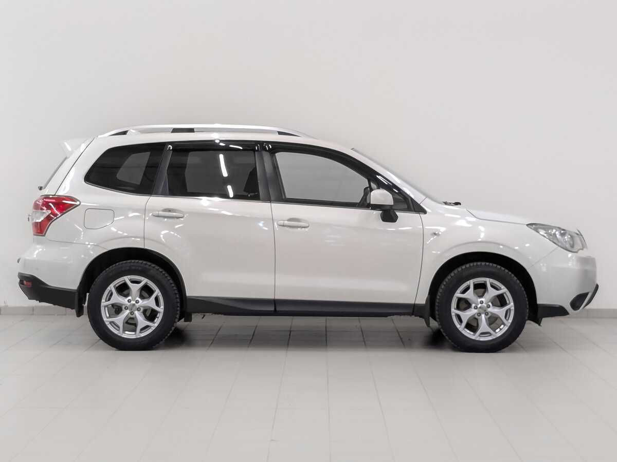 Subaru Forester с пробегом — 2015 год. Фото: #3