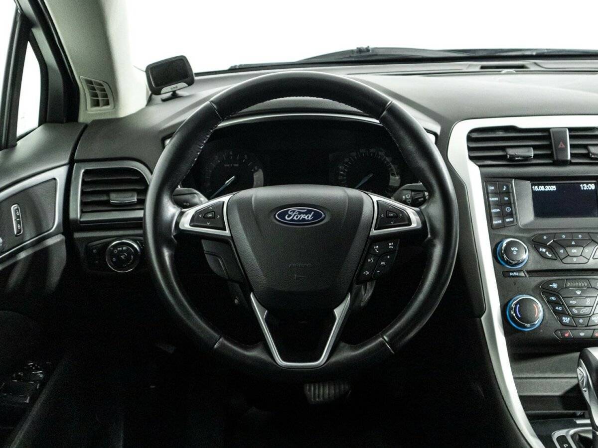 Ford Mondeo с пробегом — 2015 год. Фото: #15