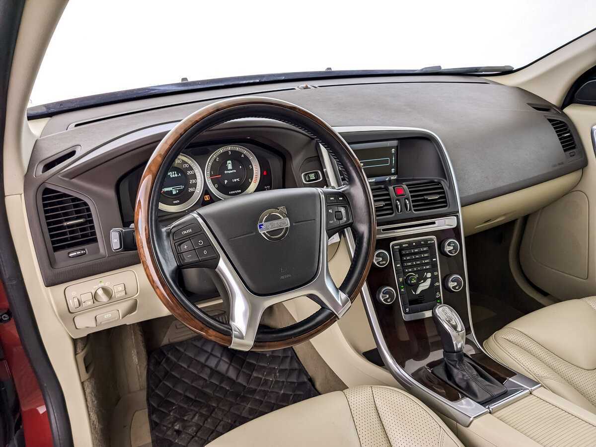 Volvo XC60 с пробегом — 2013 год. Фото: #15