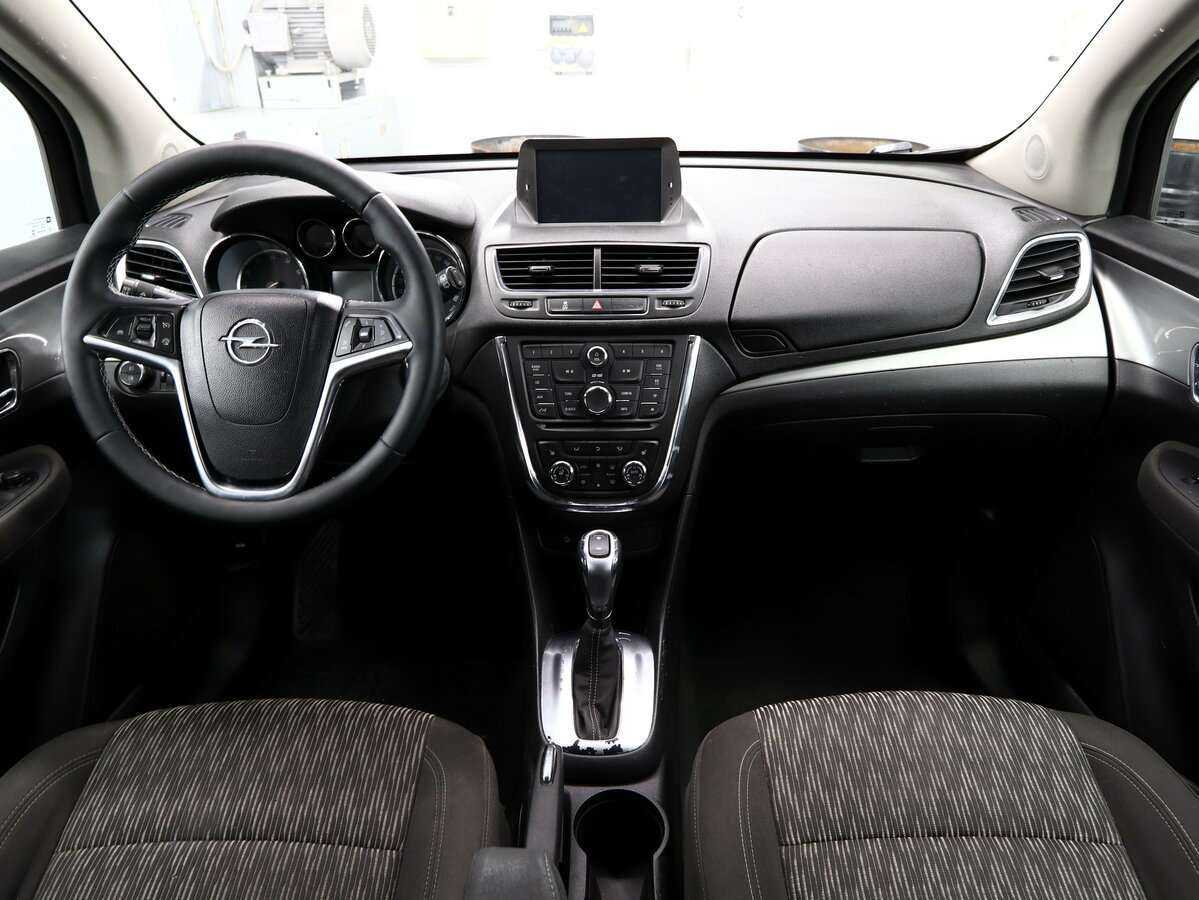 Opel Mokka с пробегом — 2013 год. Фото: #10