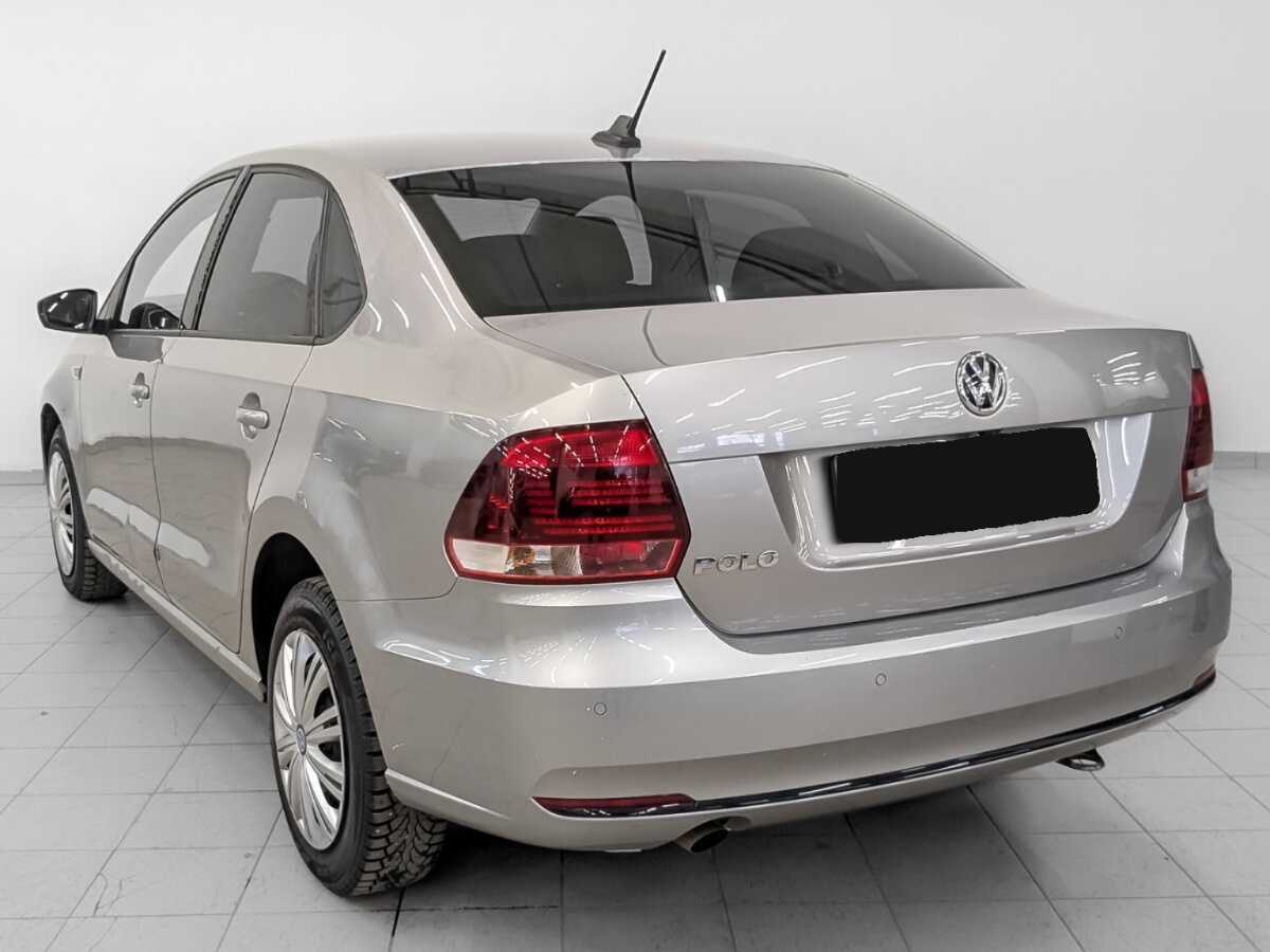 Volkswagen Polo с пробегом — 2018 год. Фото: #6