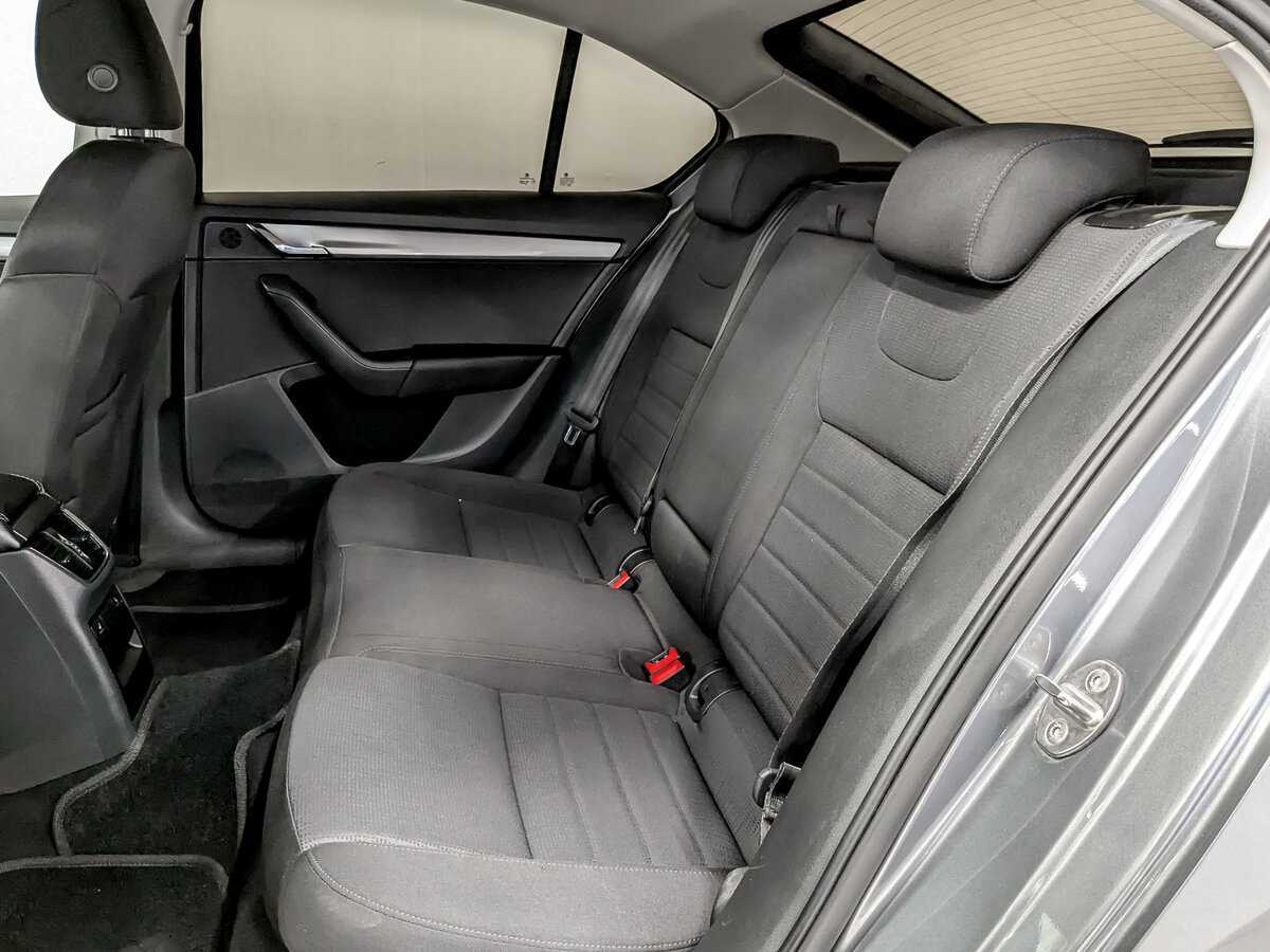 Skoda Octavia с пробегом — 2016 год. Фото: #11