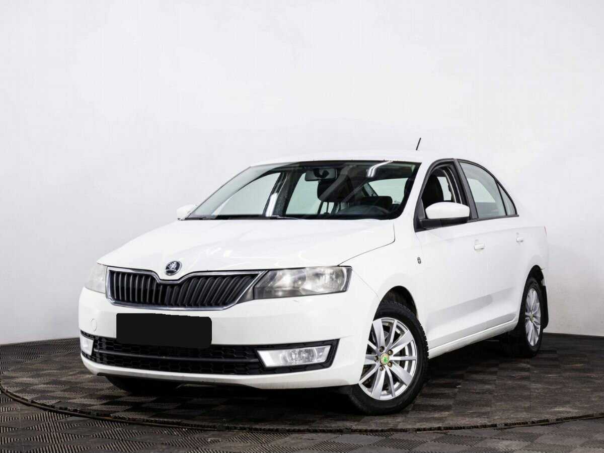 Skoda Rapid с пробегом — 2015 год. Фото: #0