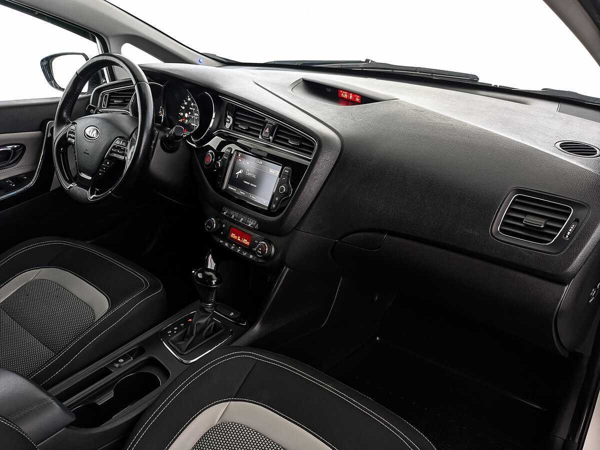 Kia Ceed с пробегом — 2017 год. Фото: #12