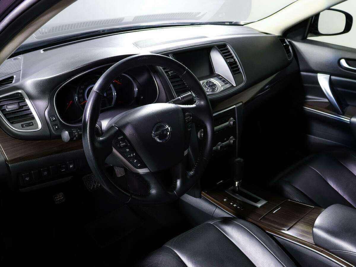 Nissan Teana с пробегом — 2012 год. Фото: #10