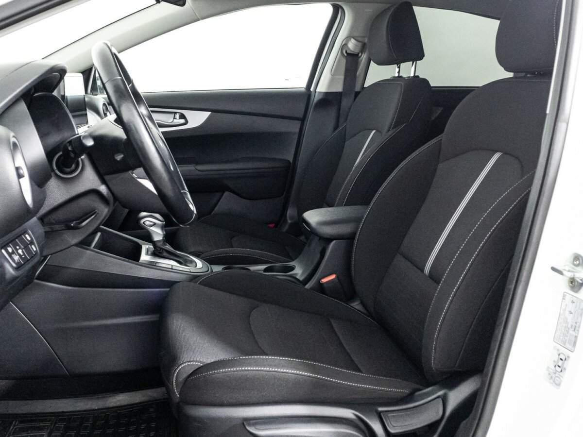 Kia Cerato с пробегом — 2021 год. Фото: #16