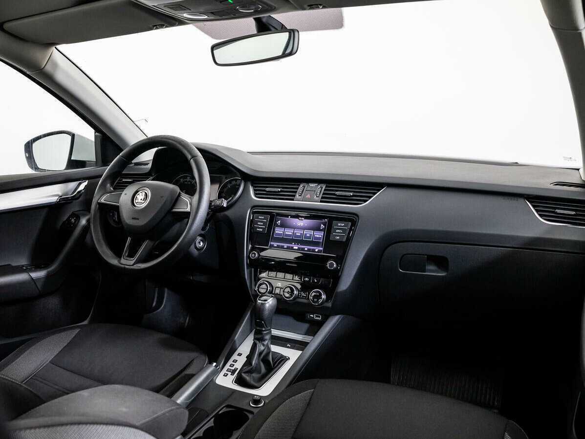 Skoda Octavia с пробегом — 2019 год. Фото: #6