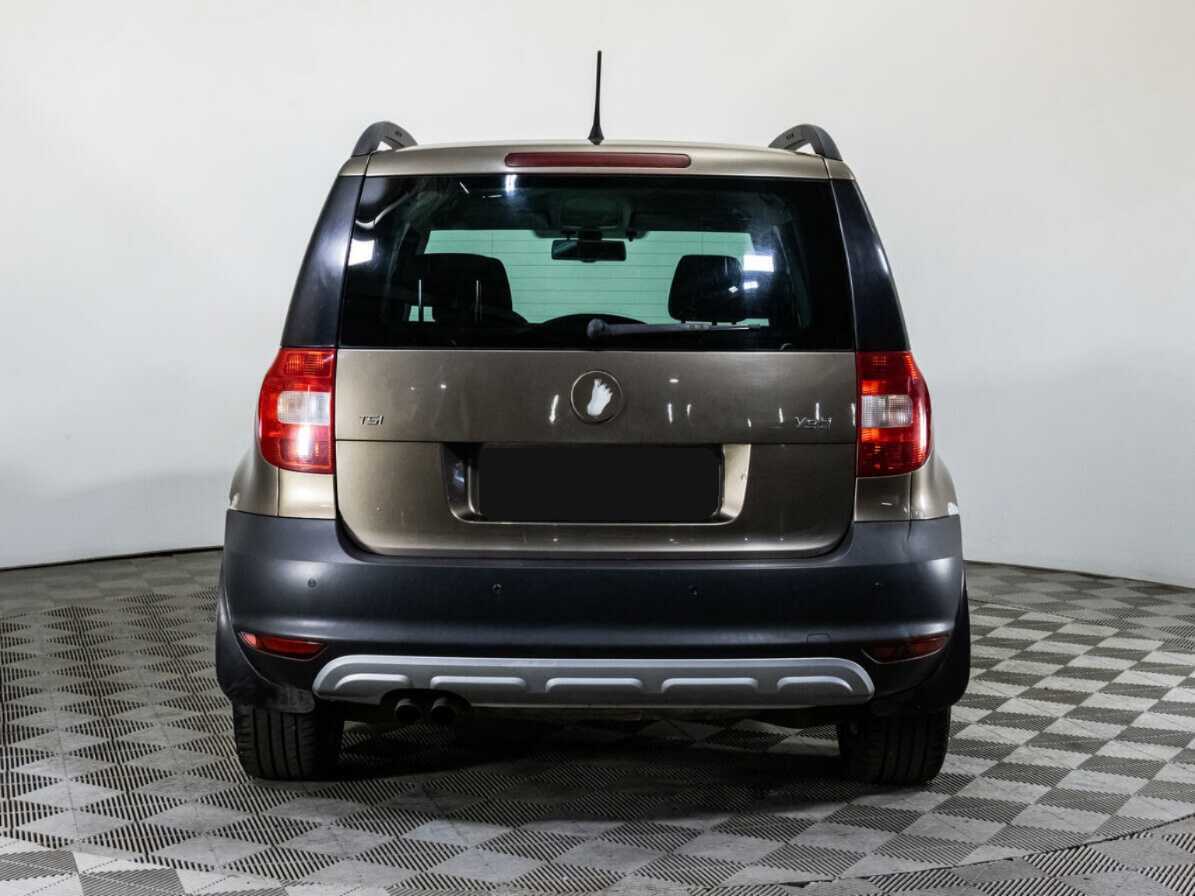 Skoda Yeti с пробегом — 2012 год. Фото: #4
