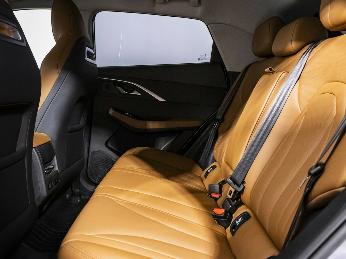 OMODA C5 с пробегом — 2023 год. Фото: #7