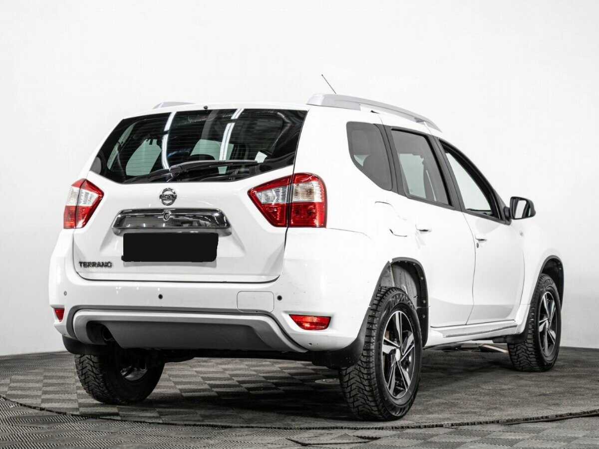 Nissan Terrano с пробегом — 2015 год. Фото: #3