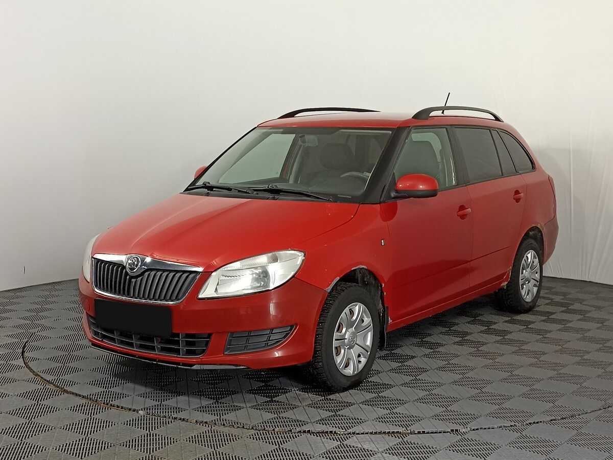Skoda Fabia с пробегом — 2014 год. Фото: #0