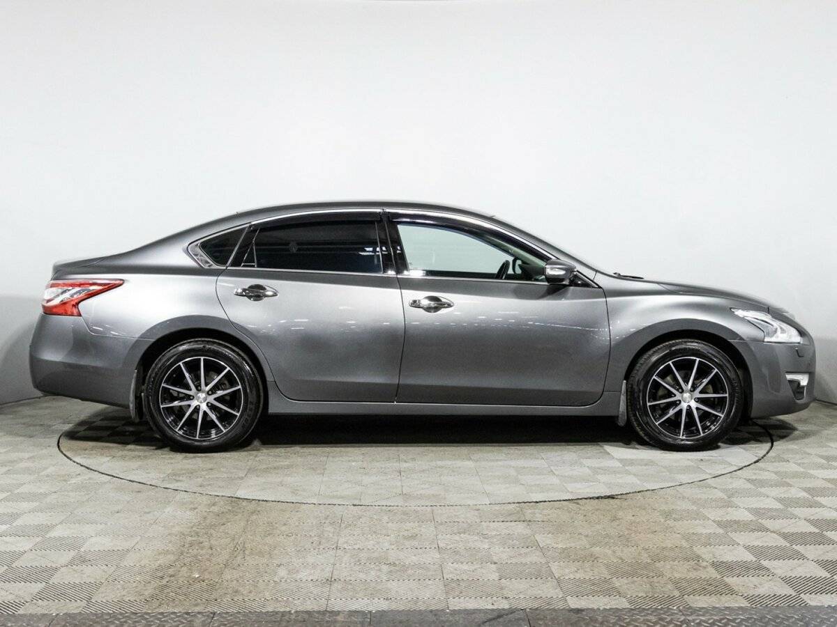 Nissan Teana с пробегом — 2014 год. Фото: #3