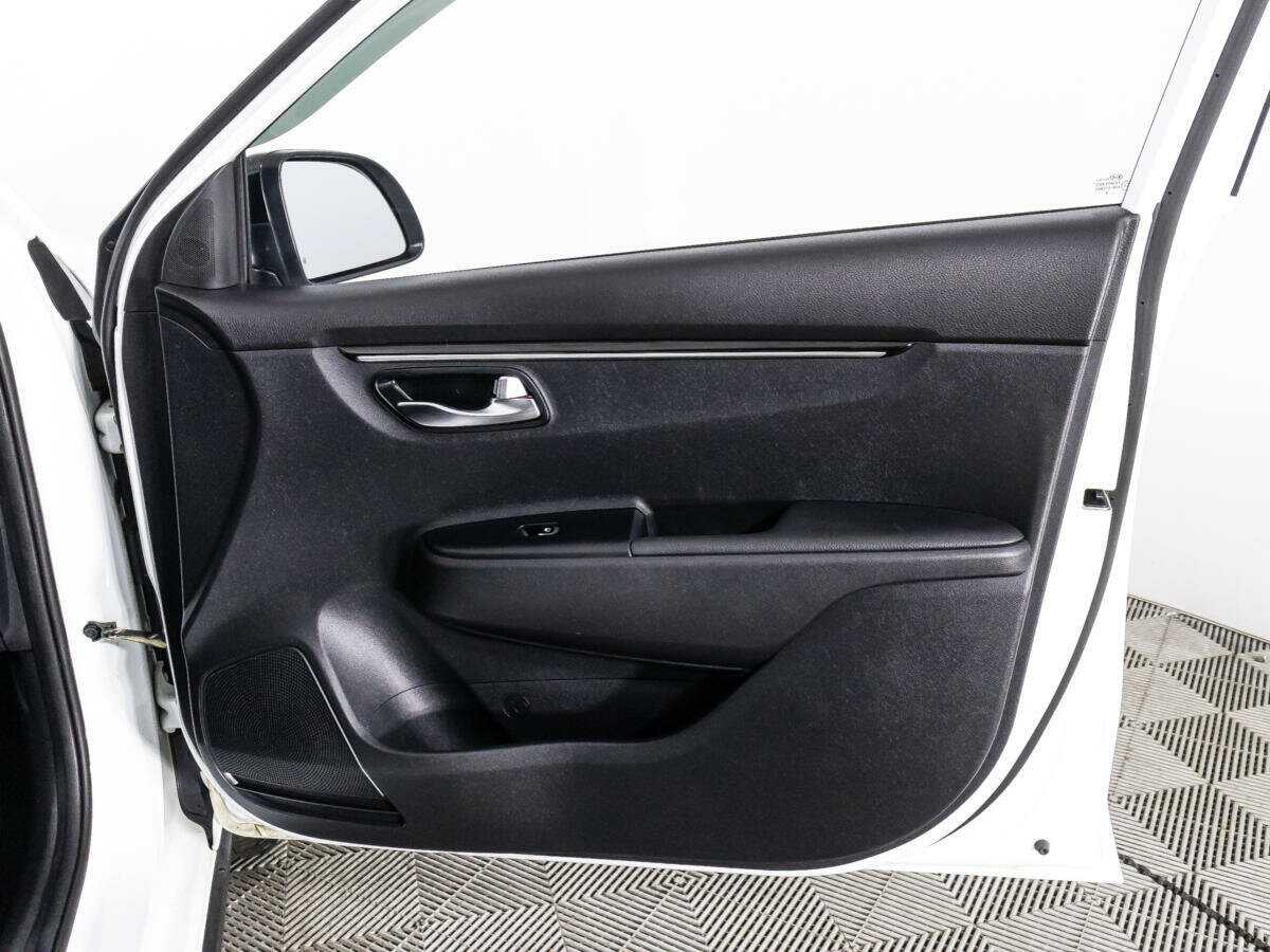 Kia Rio с пробегом — 2020 год. Фото: #27