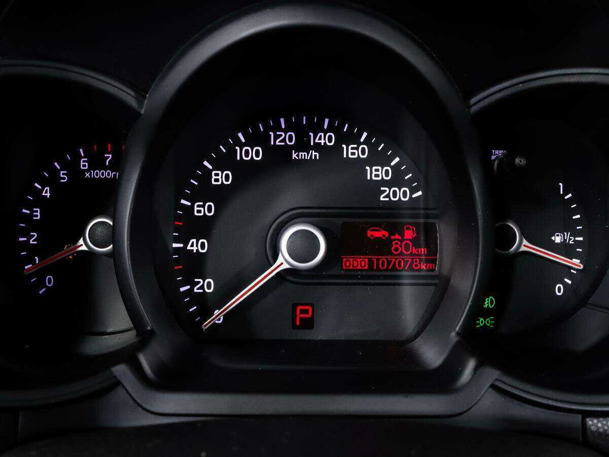 Kia Picanto с пробегом — 2013 год. Фото: #17