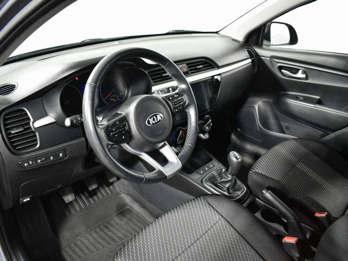 Kia Rio с пробегом — 2020 год. Фото: #8