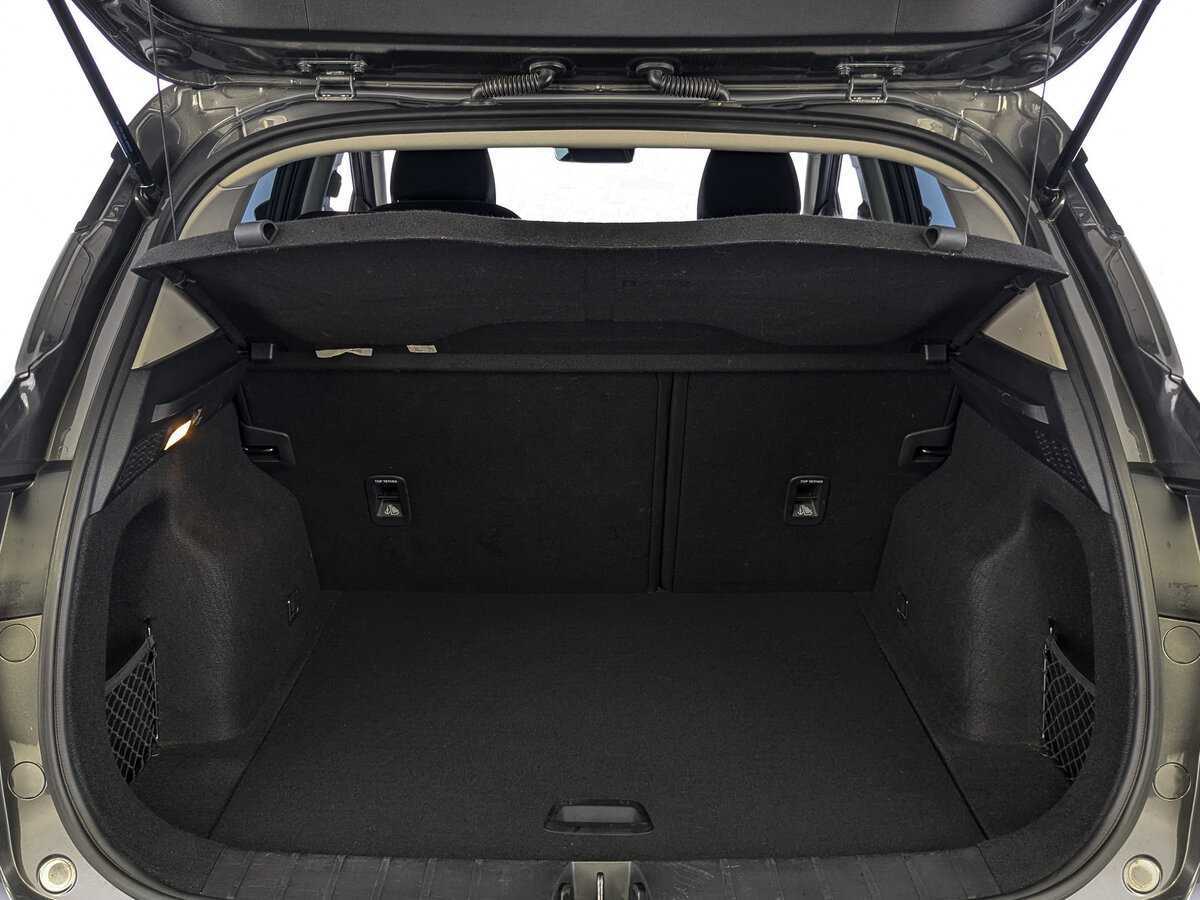 Geely Coolray с пробегом — 2023 год. Фото: #9