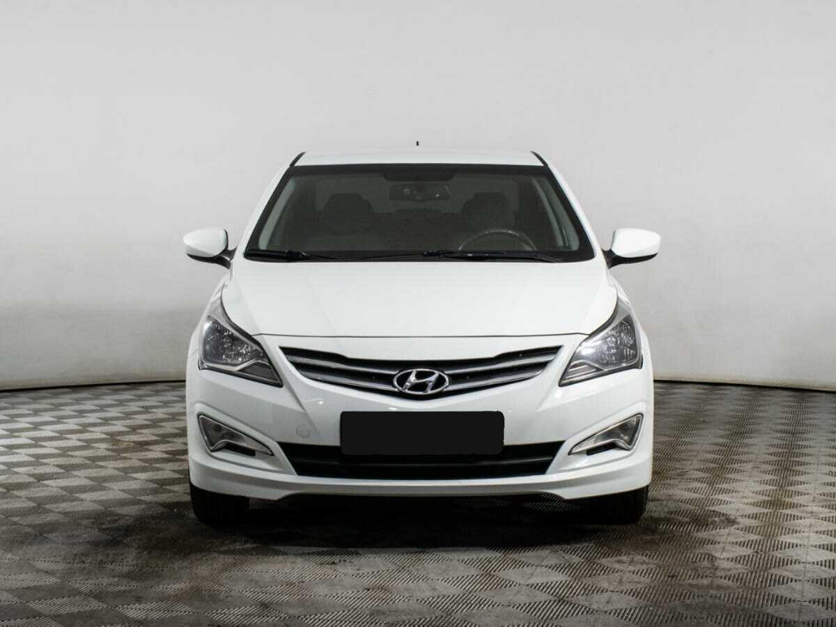Hyundai Solaris с пробегом — 2016 год. Фото: #1