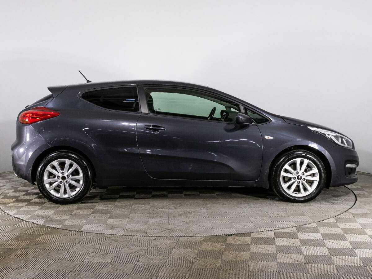 Kia Ceed с пробегом — 2016 год. Фото: #3