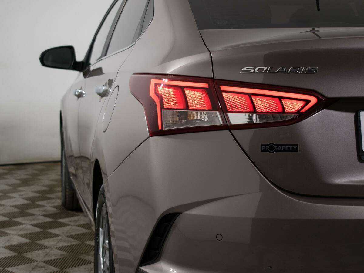 Hyundai Solaris с пробегом — 2021 год. Фото: #18