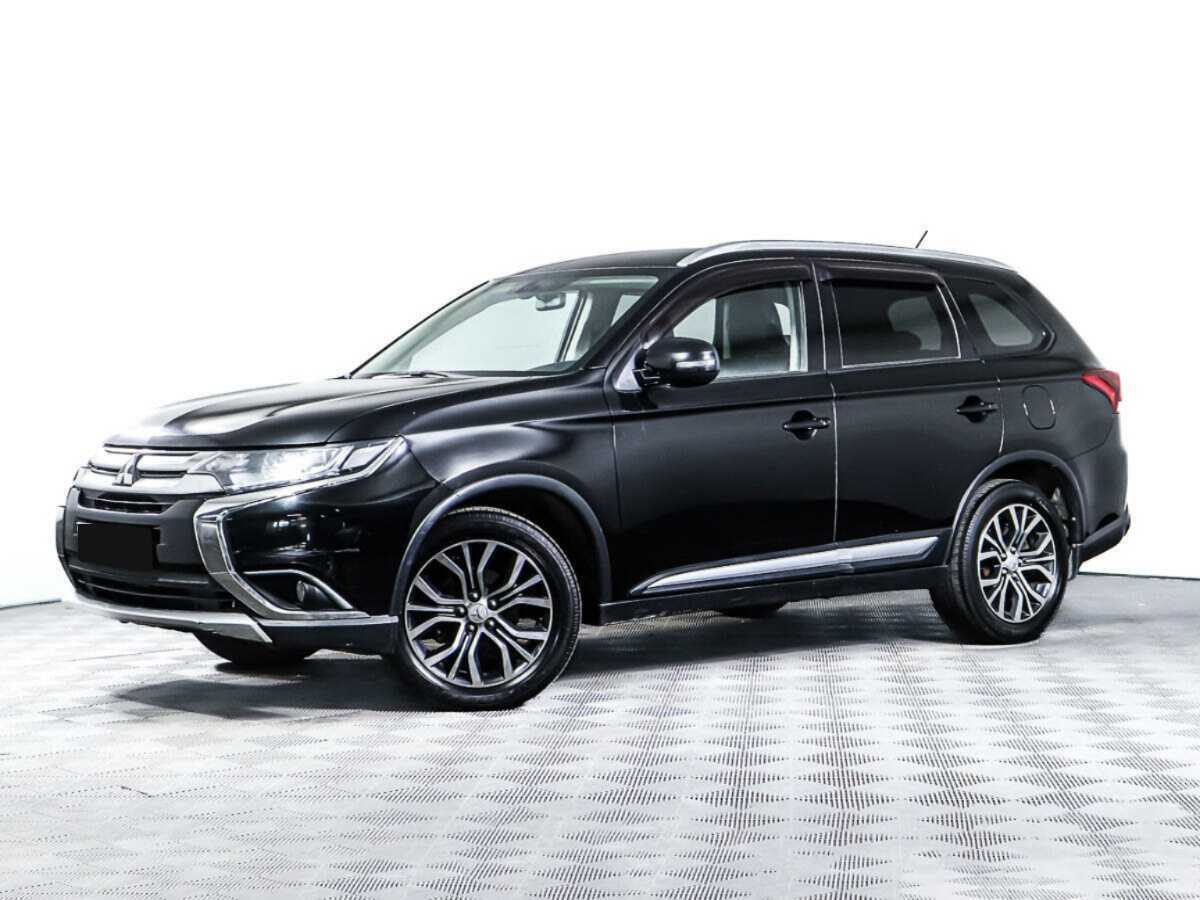 Mitsubishi Outlander с пробегом — 2015 год. Посмотреть фото