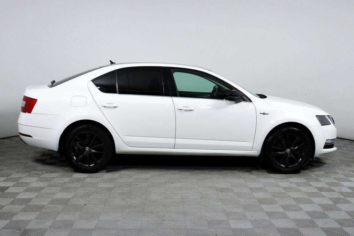Skoda Octavia с пробегом — 2020 год. Фото: #3