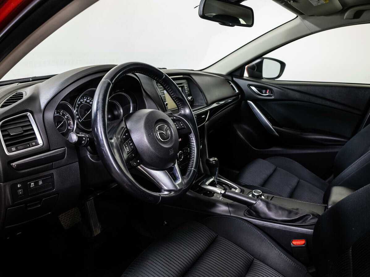 Mazda 6 с пробегом — 2013 год. Фото: #10