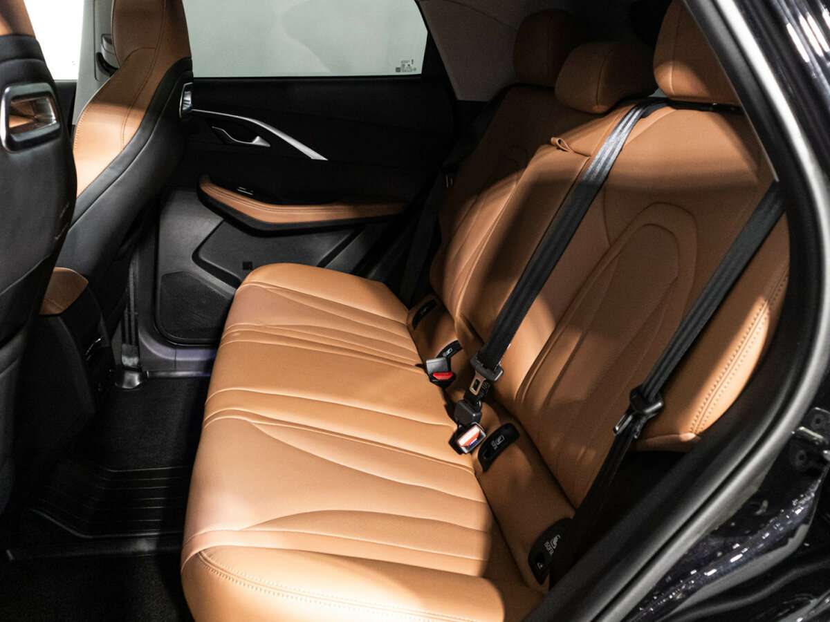 OMODA C5 с пробегом — 2023 год. Фото: #9