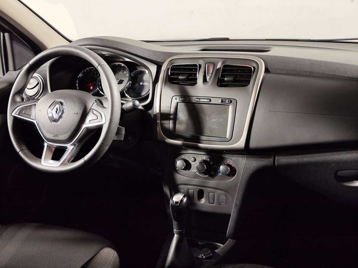 Renault Logan с пробегом — 2019 год. Фото: #8