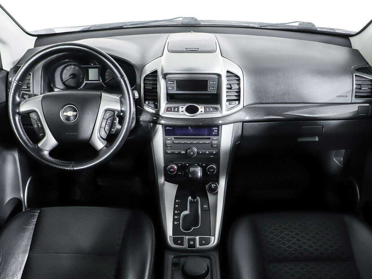 Chevrolet Captiva с пробегом — 2014 год. Фото: #10