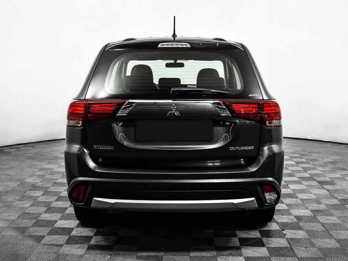 Mitsubishi Outlander с пробегом — 2016 год. Фото: #5