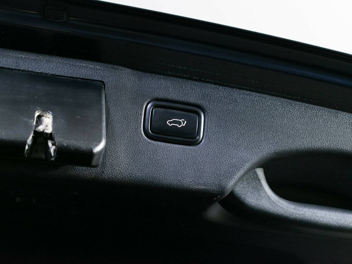 Kia Sorento с пробегом — 2017 год. Фото: #6