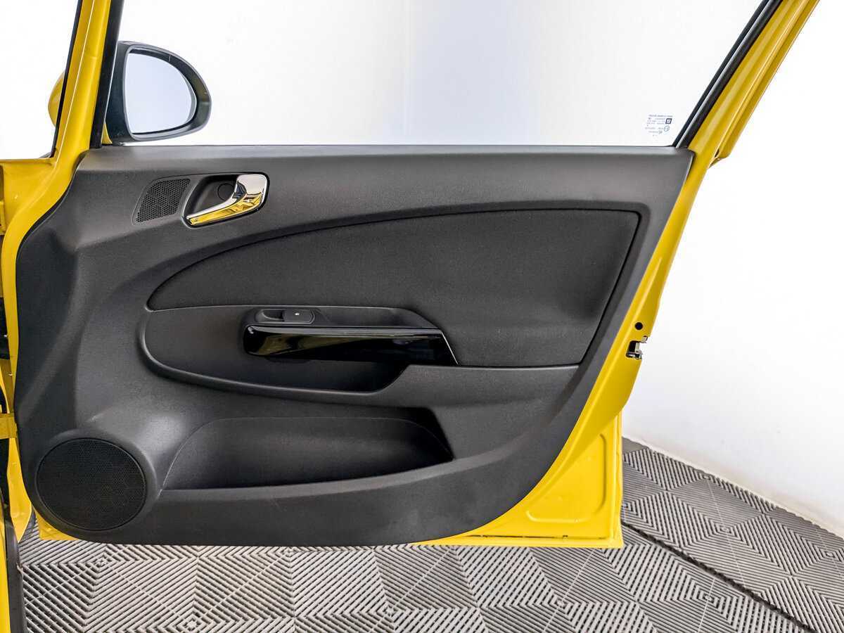 Opel Corsa с пробегом — 2013 год. Фото: #23