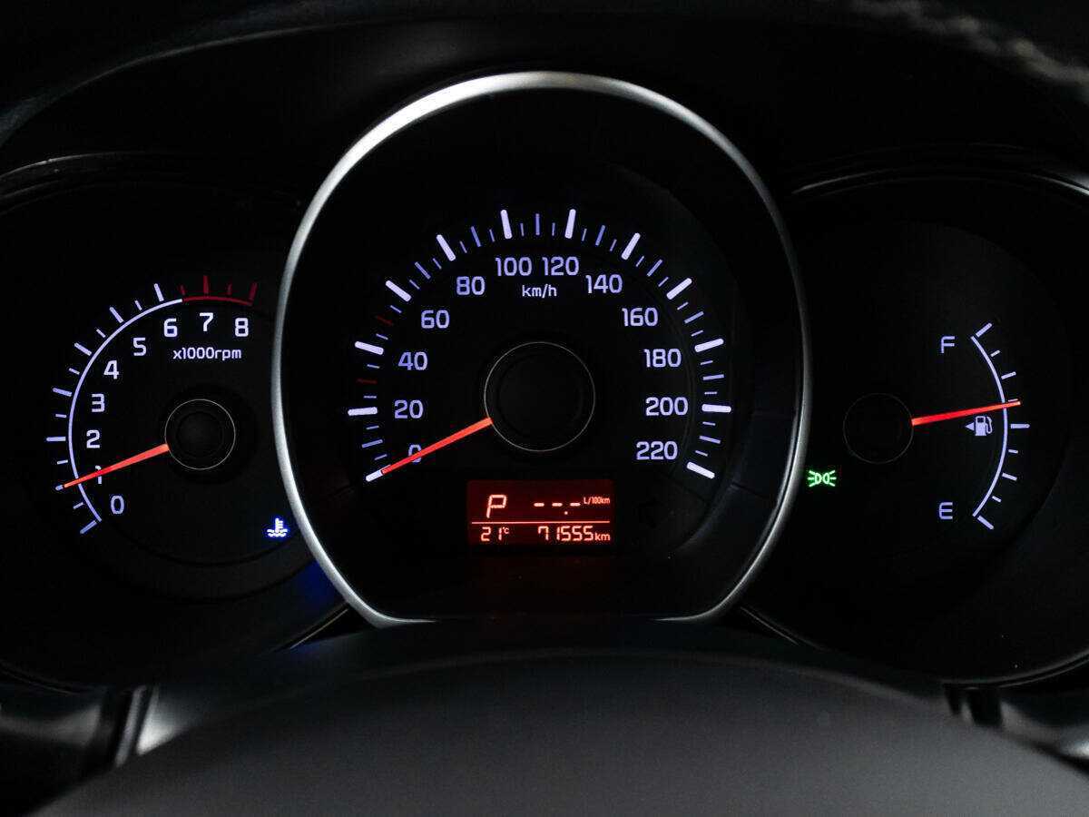 Kia Rio с пробегом — 2017 год. Фото: #11