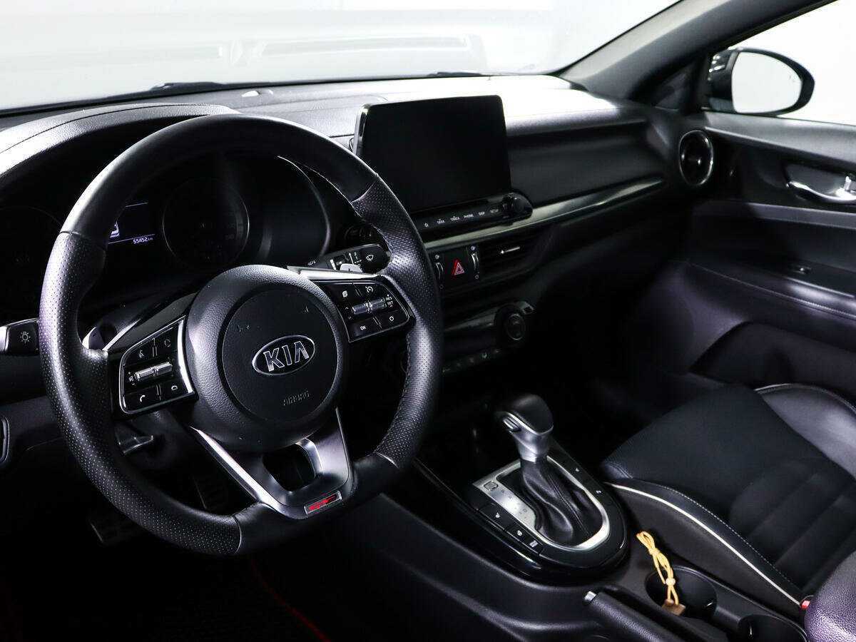 Kia Cerato с пробегом — 2021 год. Фото: #11