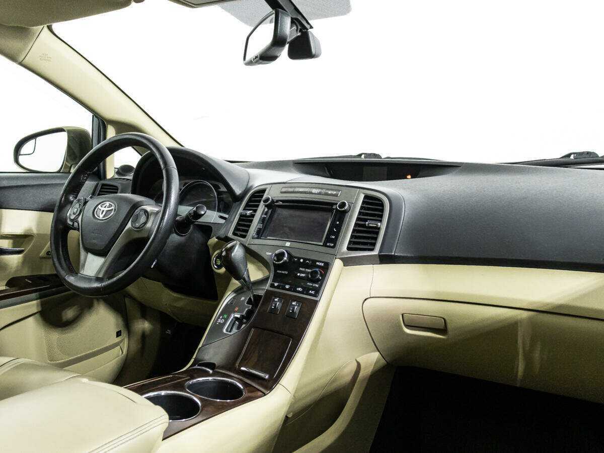 Toyota Venza с пробегом — 2013 год. Фото: #8