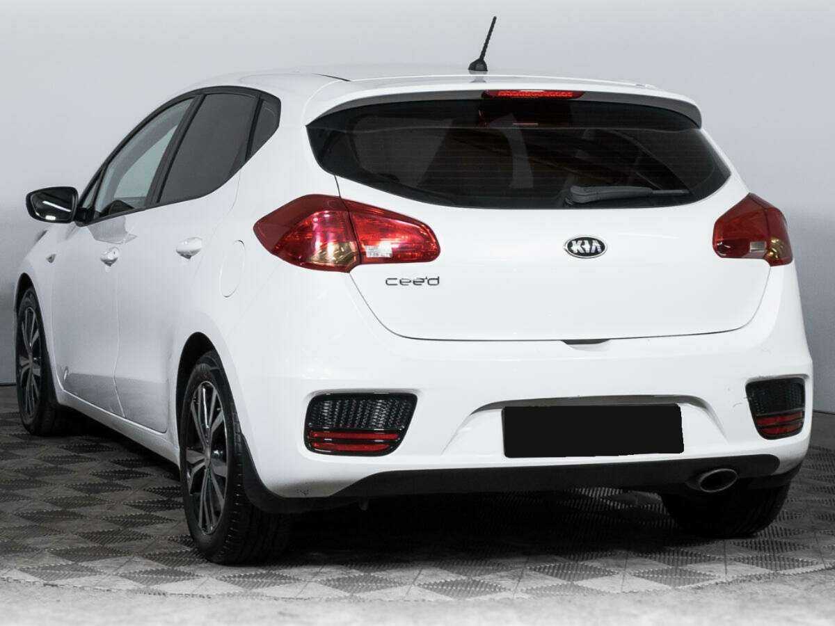 Kia Ceed с пробегом — 2016 год. Фото: #6