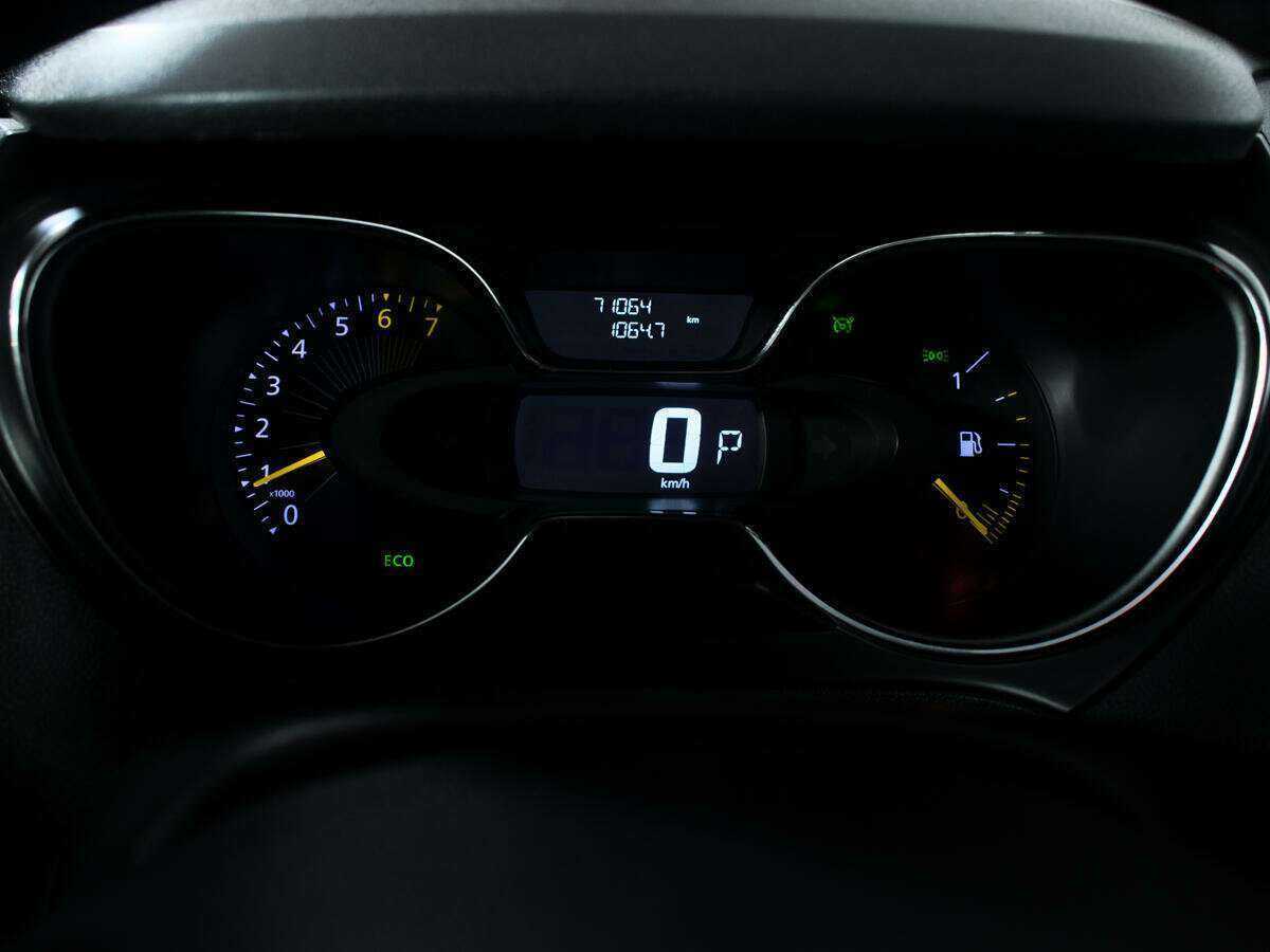 Renault Kaptur с пробегом — 2016 год. Фото: #10