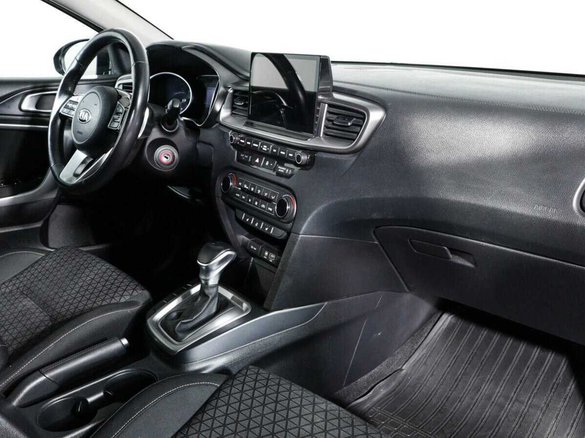 Kia Ceed с пробегом — 2019 год. Фото: #8