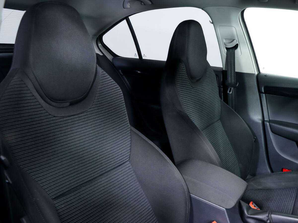Skoda Octavia с пробегом — 2016 год. Фото: #9
