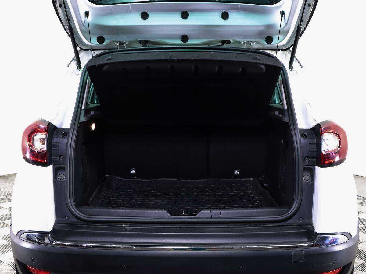 Renault Kaptur с пробегом — 2016 год. Фото: #14