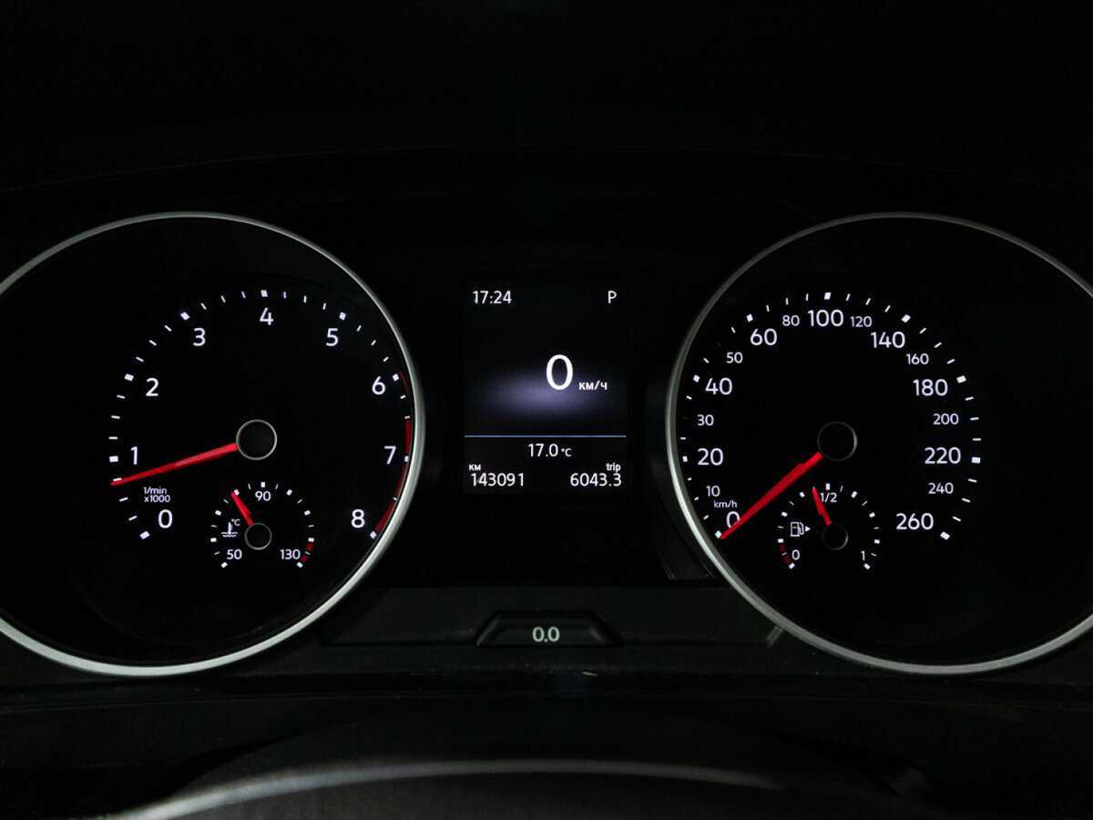 Volkswagen Tiguan с пробегом — 2017 год. Фото: #11