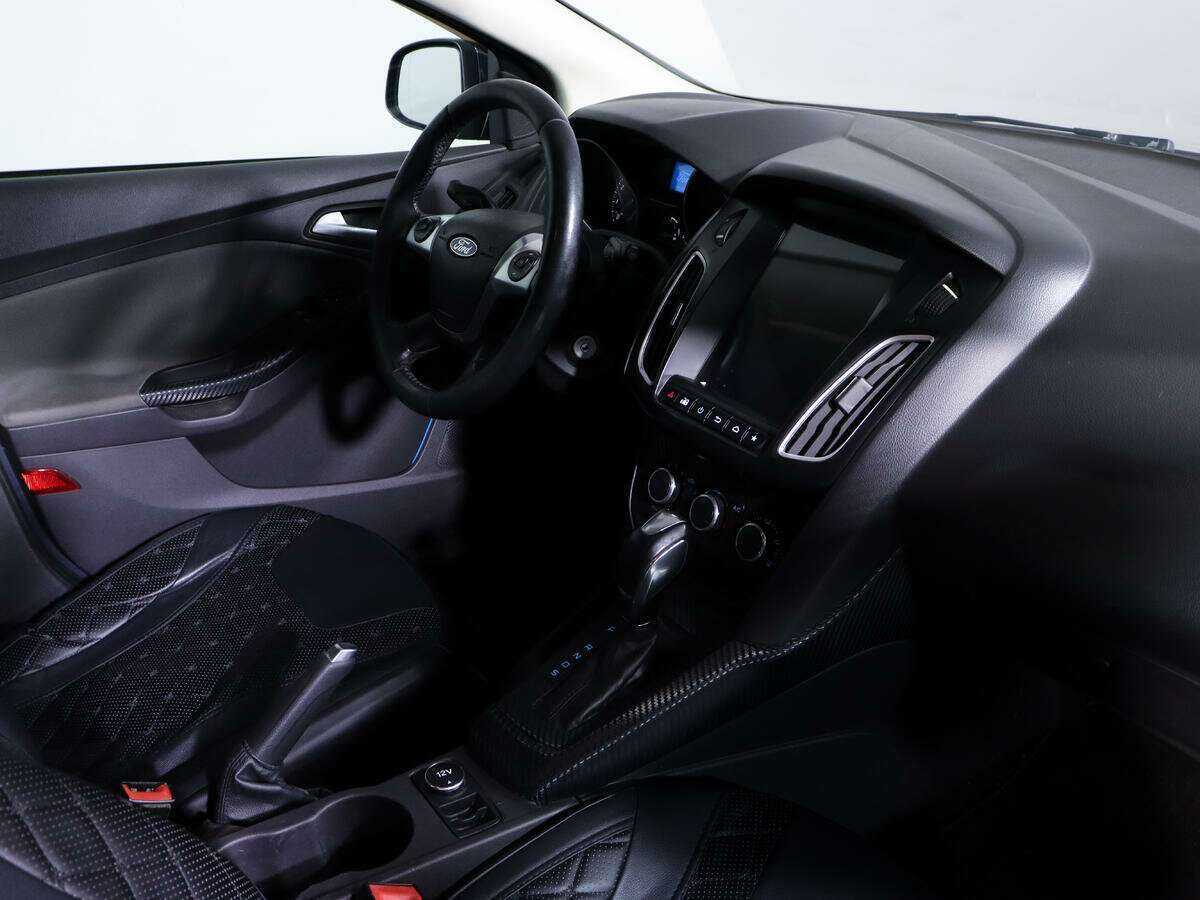 Ford Focus с пробегом — 2012 год. Фото: #7