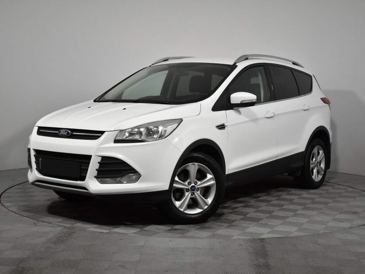 Ford Kuga с пробегом — 2014 год. Фото: #0